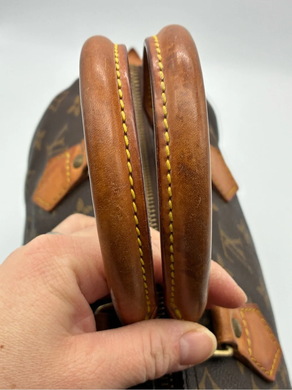 Louis Vuitton monogram speedy 25 bag